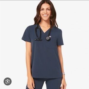 FIGS Catarina Scrub Top with pocket, dark harbor, XS